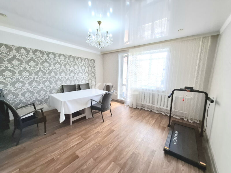 Продажа 4-комнатной квартиры, 85.1 м² - Продажа четырехкомнатных квартир в панельном доме в Караганде - страница 5 фото 8 из 23