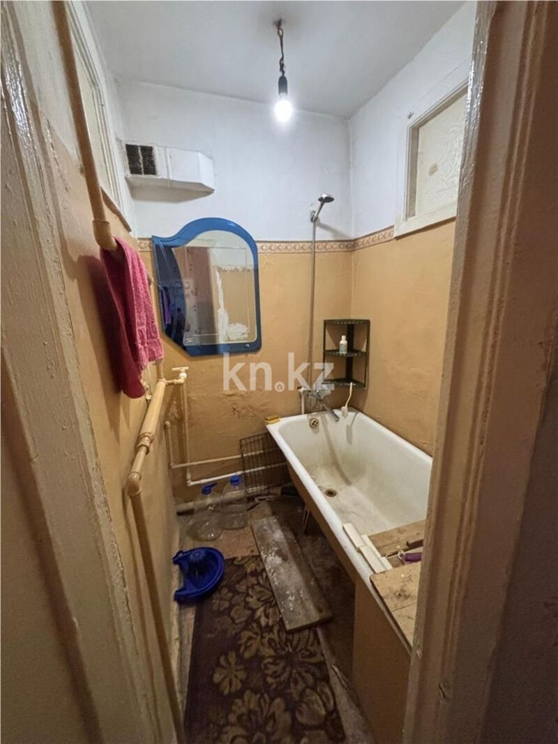 Продажа 3-комнатной квартиры, 51 м² - Продажа трехкомнатных квартир в Сортировке Караганды фото 7 из 9