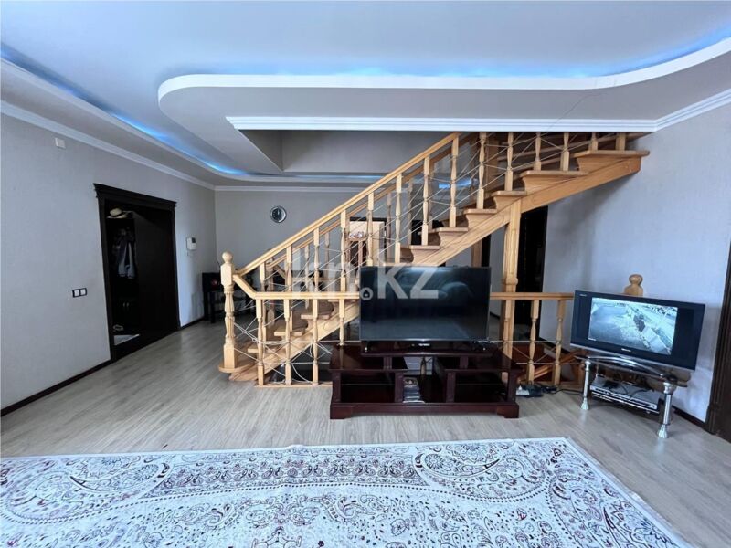 Продажа 8-комнатного дома, 357.5 м² - Продажа домов, коттеджей в Караганде - страница 5 фото 18 из 62