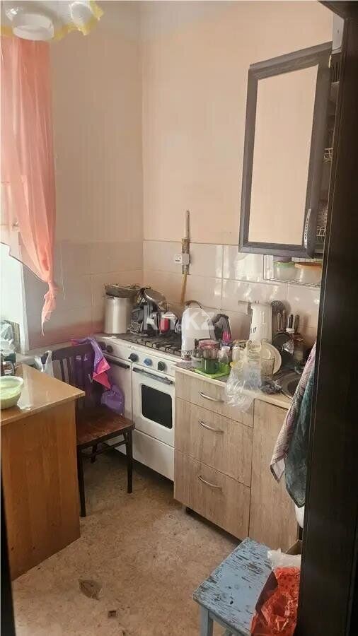 Продажа 3-комнатной квартиры, 62 м² - Продажа квартир в кирпичном доме в Караганде фото 2 из 3