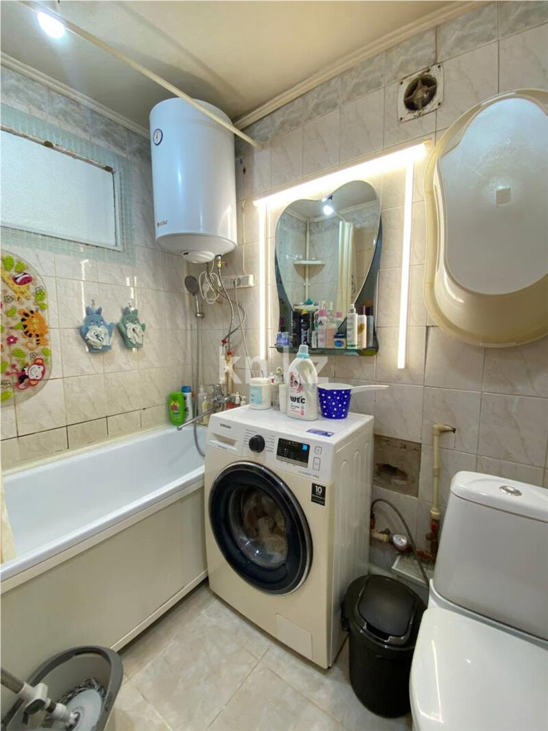 Продажа 4-комнатной квартиры, 60 м² - Продажа четырехкомнатных квартир в кирпичном доме в Караганде - страница 5 фото 7 из 10