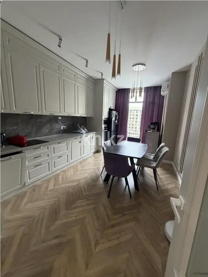 Продажа 4-комнатной квартиры, 130 м² - Продажа квартир в блочном доме в Астане - страница 7 фото 5 из 9