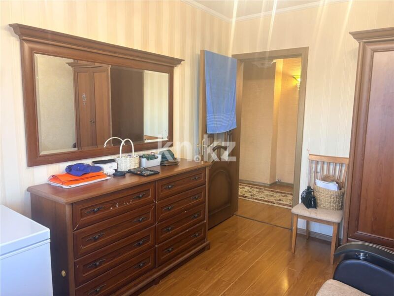 Продажа 4-комнатной квартиры, 97 м² - Продажа четырехкомнатных квартир в кирпичном доме в Караганде фото 11 из 28