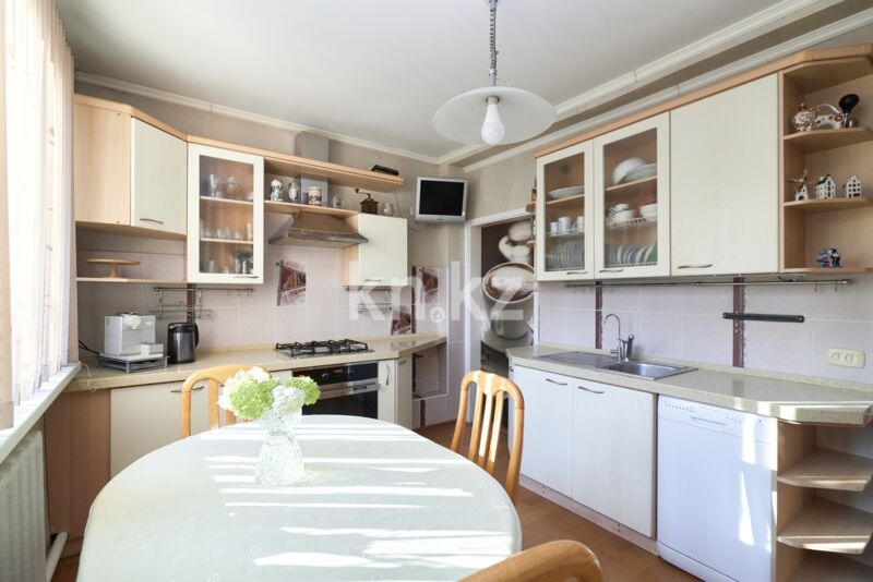 Продажа 6-комнатного дома, 348 м² - Продажа домов, коттеджей в р-не Алматы Астаны фото 23 из 40