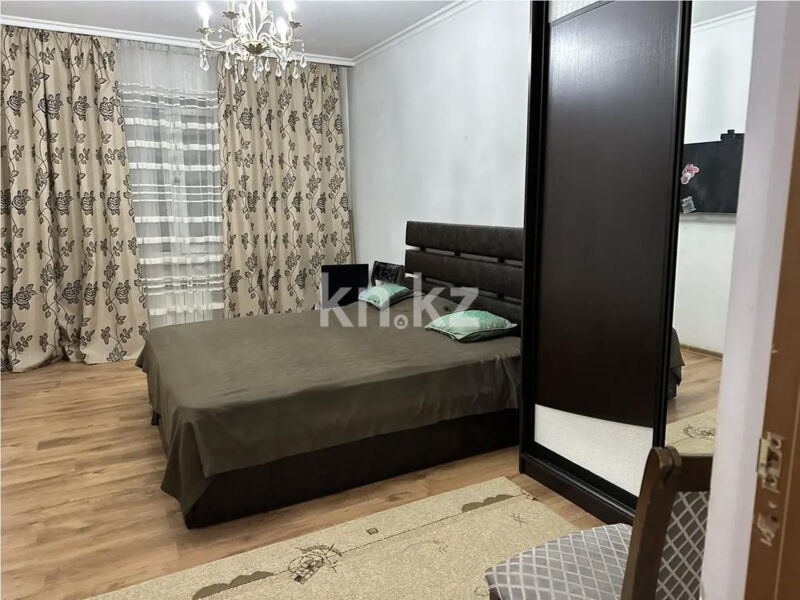 Продажа 3-комнатной квартиры, 90 м² - Продажа квартир в блочном доме в Караганде - страница 3 фото 2 из 7