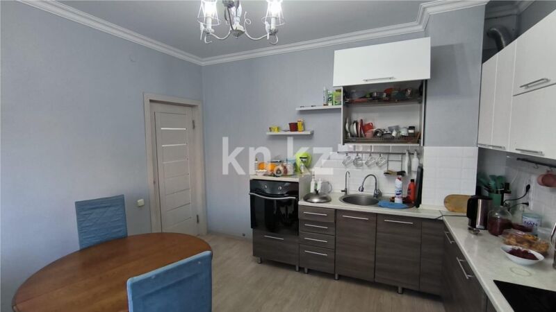 Продажа 3-комнатной квартиры, 80 м² - Продажа трехкомнатных квартир на Юго-Востоке Караганды - страница 2 фото 12 из 17