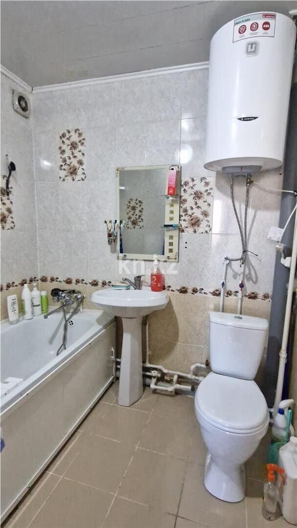 Продажа 3-комнатной квартиры, 69 м² - Продажа трехкомнатных квартир в панельном доме в Казахстане - страница 2 фото 8 из 12