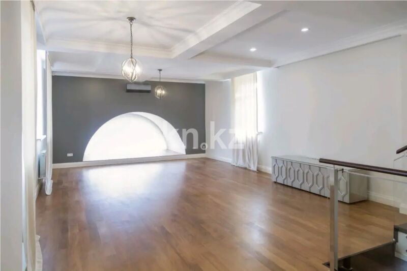 Продажа 6-комнатной квартиры, 293 м² - Продажа пятикомнатных и более квартир в Медеуском р-не Алматы фото 1 из 5