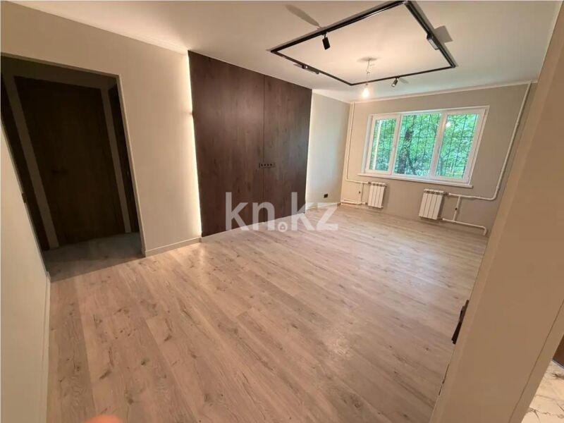 Продажа 3-комнатной квартиры, 60 м² - Продажа трехкомнатных квартир в блочном доме в Казахстане фото 1 из 4