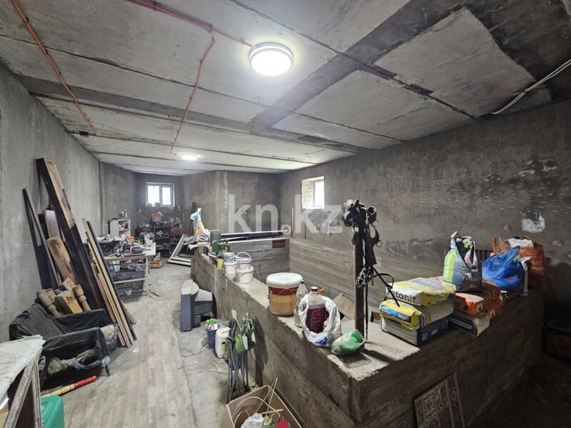 Продажа 9-комнатного дома, 477.1 м² - Продажа домов, коттеджей в Караганде - страница 5 фото 12 из 19