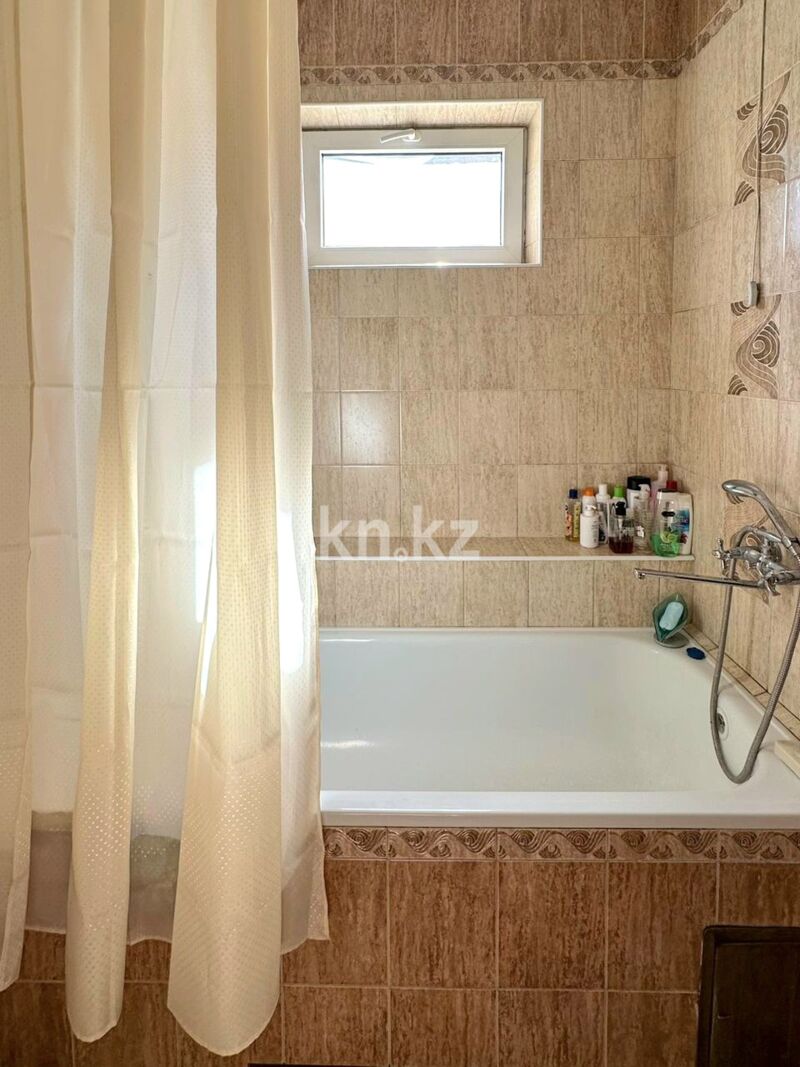Продажа 6-комнатного дома, 368 м² - Недвижимость в Шымкенте - страница 5 фото 23 из 27