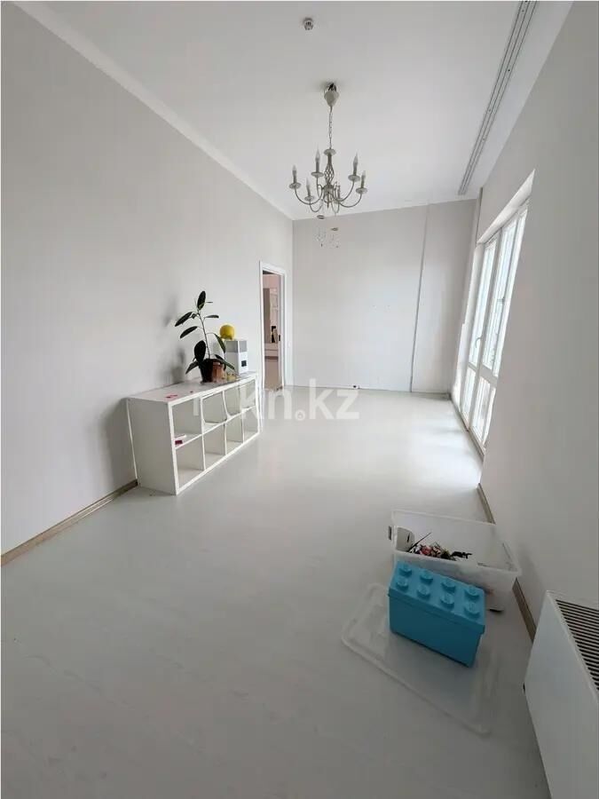 Продажа 4-комнатной квартиры, 117 м² - Продажа квартир в Астане - страница 21 фото 3 из 8