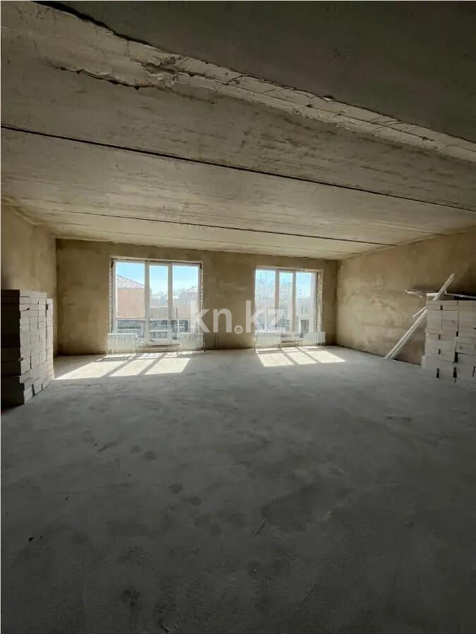 Продажа 4-комнатной квартиры, 145 м² - Продажа четырехкомнатных квартир в кирпичном доме в Караганде - страница 7 фото 1 из 2