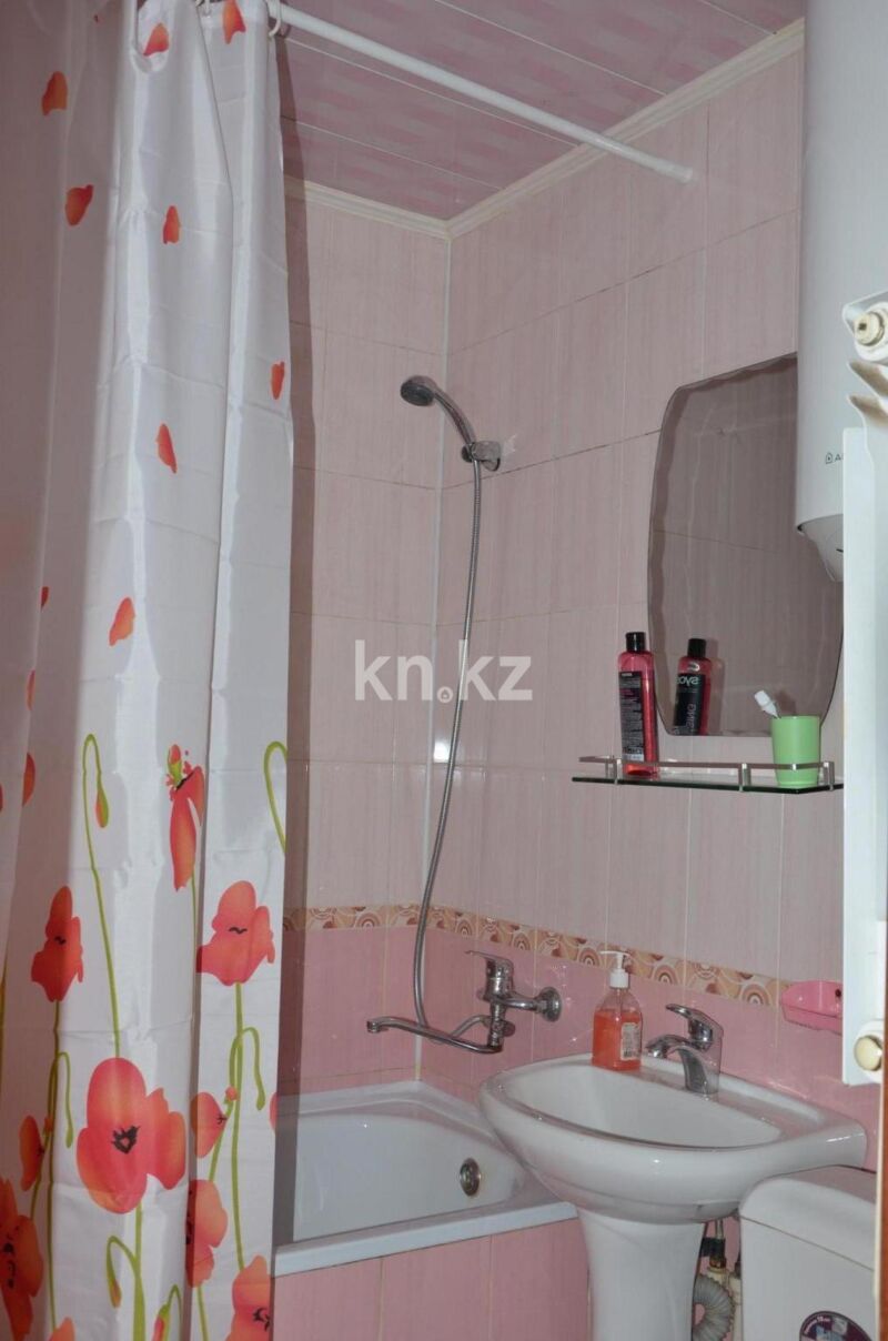 Аренда 1-комнатной квартиры посуточно, 32 м² - Аренда однокомнатных квартир посуточно в Караганде фото 5 из 5