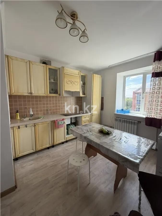 Продажа 3-комнатной квартиры, 68 м² - Продажа трехкомнатных квартир от собственников в Казахстане - страница 10 фото 2 из 2