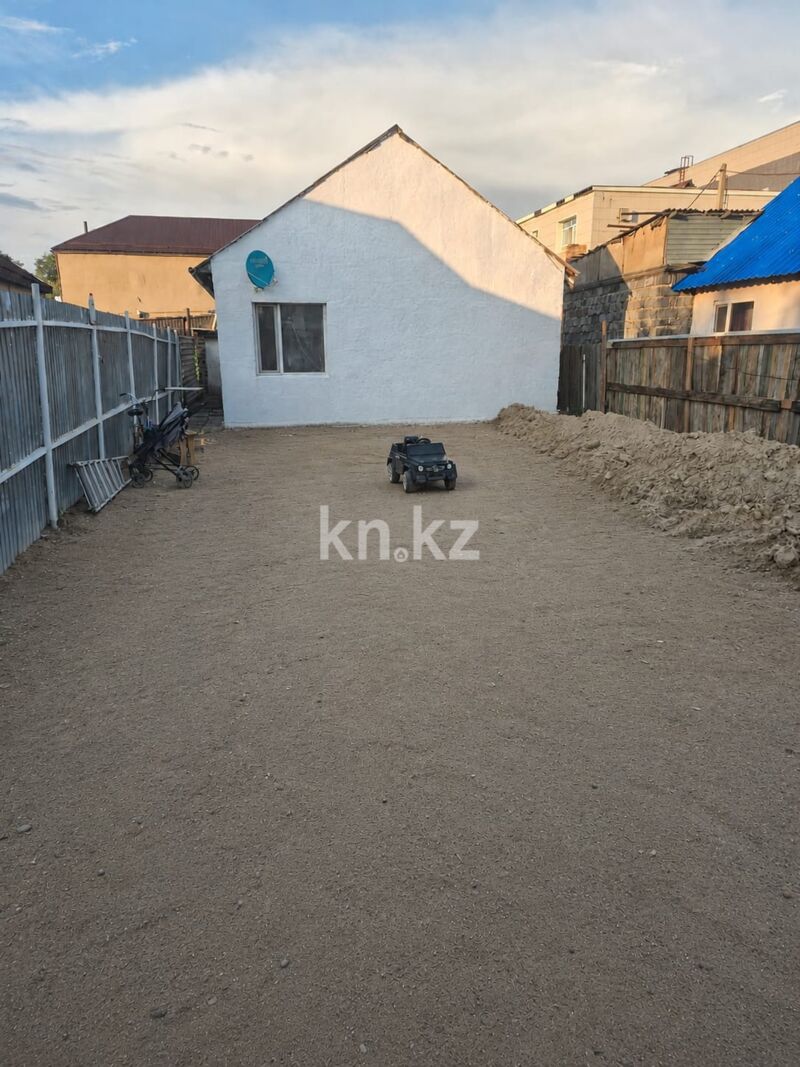 Продажа 3-комнатного дома, 80 м² - Продажа домов, коттеджей в Караганде - страница 3 фото 1 из 5