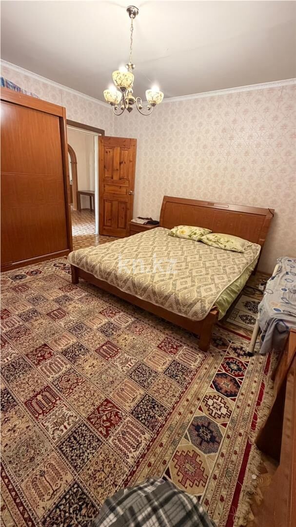 Продажа 3-комнатной квартиры, 63 м² - Продажа трехкомнатных квартир на Юго-Востоке Караганды - страница 14 фото 1 из 12