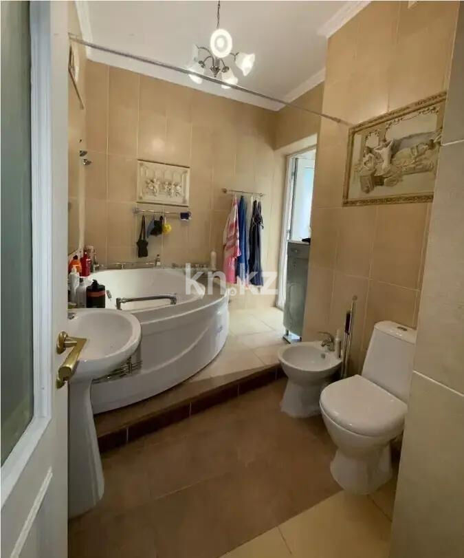 Продажа 4-комнатной квартиры, 135 м² - Продажа четырехкомнатных квартир в Алматы - страница 21 фото 4 из 4