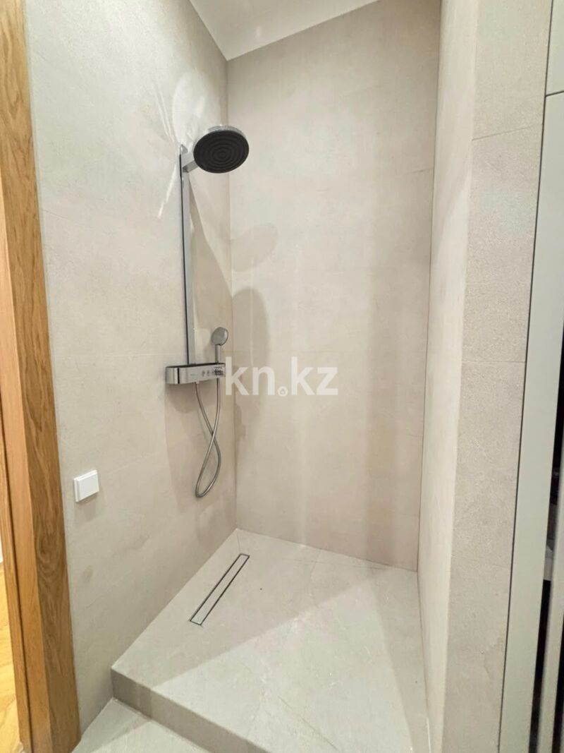 Продажа 3-комнатной квартиры, 194 м² - Продажа квартир в монолитном доме в Астане - страница 3 фото 18 из 36