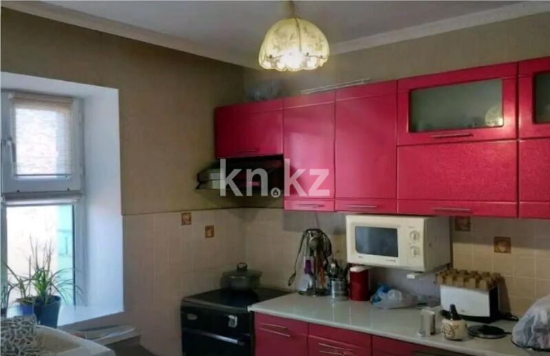 Продажа 3-комнатной квартиры, 69 м² - Продажа трехкомнатных квартир на Юго-Востоке Караганды - страница 22 фото 2 из 2