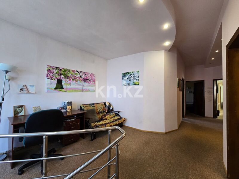 Продажа 5-комнатного дома, 209 м² - Продажа зданий в Усть-Каменогорске фото 30 из 40