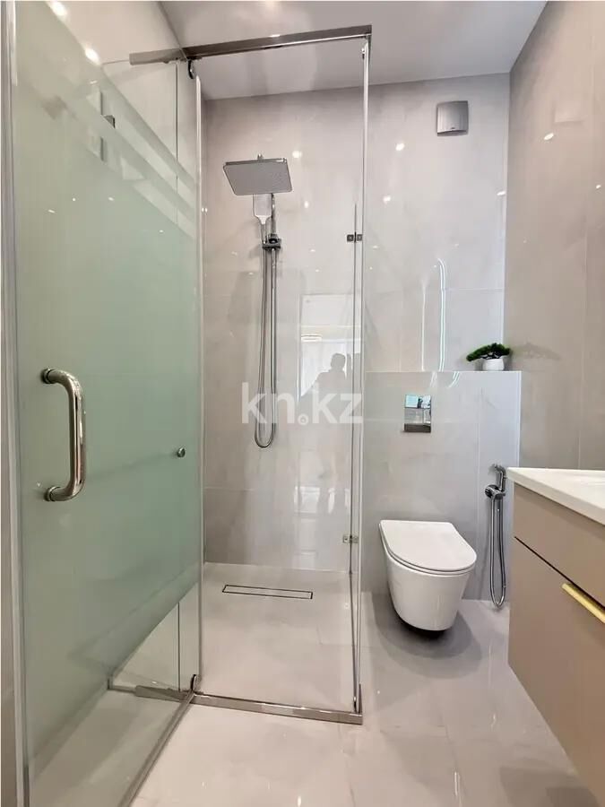 Продажа 4-комнатной квартиры, 90.7 м² - Продажа четырехкомнатных квартир в кирпичном доме в Казахстане - страница 22 фото 5 из 8