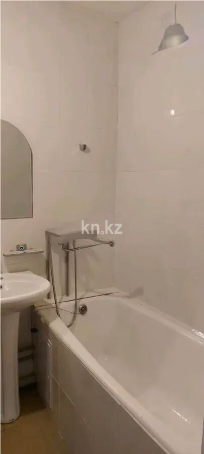Продажа 3-комнатной квартиры, 60 м² - Продажа трехкомнатных квартир в блочном доме в Алматы - страница 2 фото 4 из 6