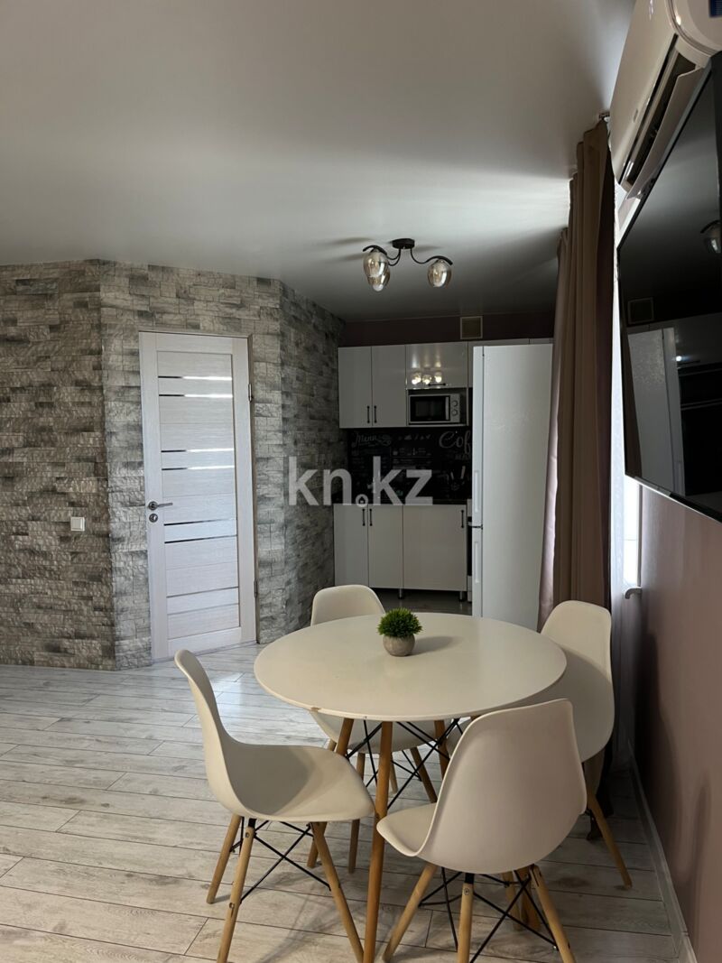 Аренда 1-комнатной квартиры посуточно, 38 м² - Аренда квартир помесячно в Павлодаре фото 5 из 11