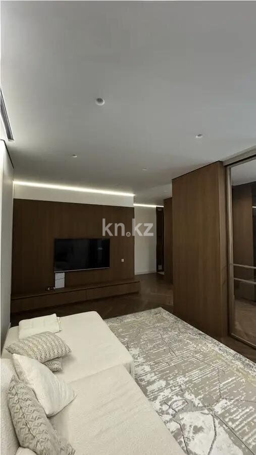 Продажа 2-комнатной квартиры, 66 м² - Продажа двухкомнатных квартир в блочном доме в Казахстане - страница 10 фото 1 из 3