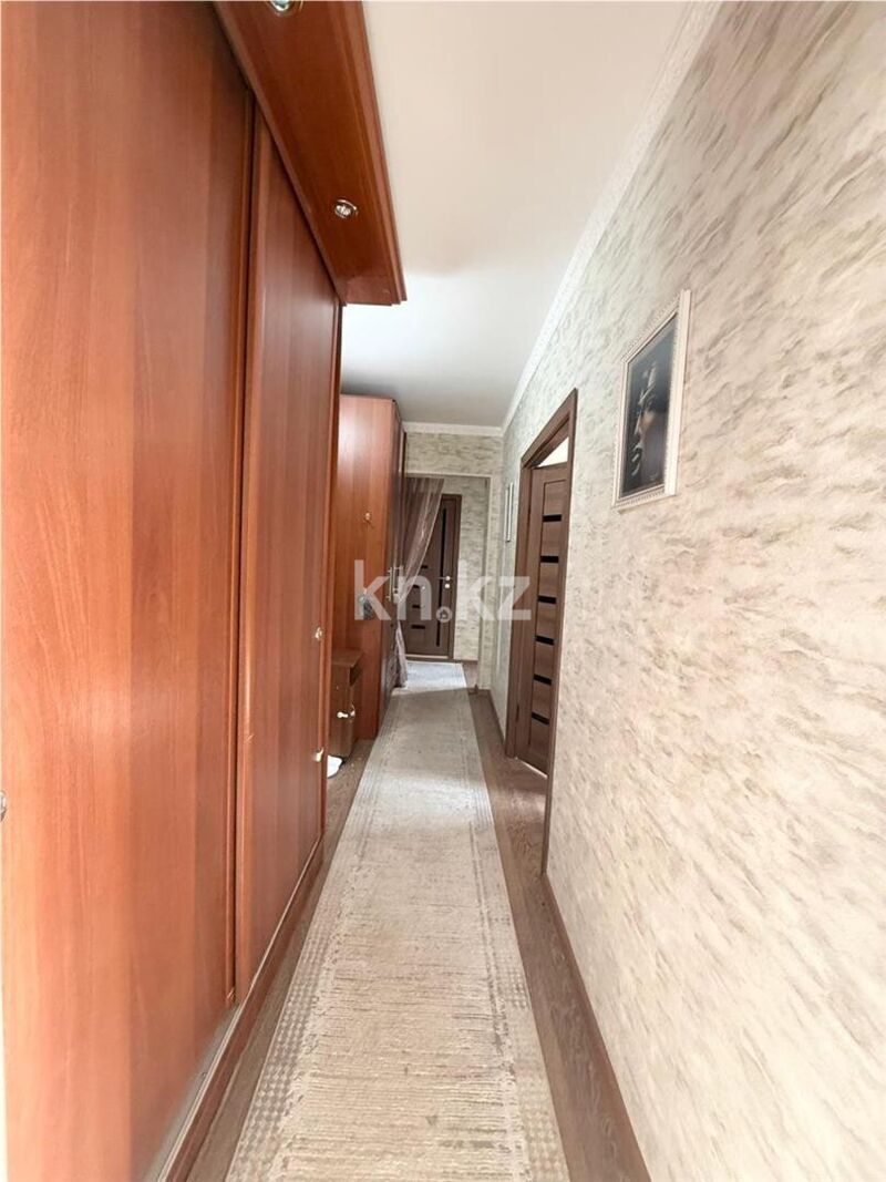 Продажа 2-комнатной квартиры, 55 м² - Продажа двухкомнатных квартир на Юго-Востоке Караганды - страница 3 фото 11 из 16
