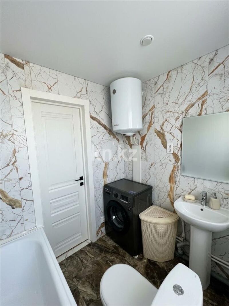 Продажа 2-комнатной квартиры, 68 м² - Продажа двухкомнатных квартир в Караганде - страница 5 фото 10 из 11