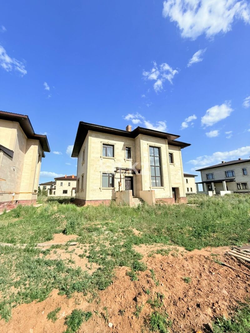 Продажа 5-комнатного дома, 324 м² - Продажа пятикомнатных и более домов, коттеджей в Астане фото 8 из 13