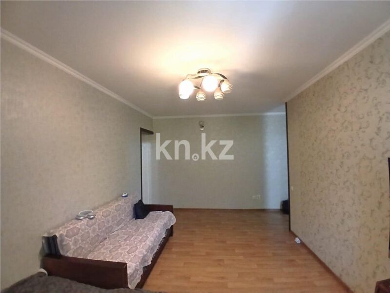 Продажа 3-комнатной квартиры, 72 м² - Продажа квартир в Караганде - страница 2 фото 2 из 8