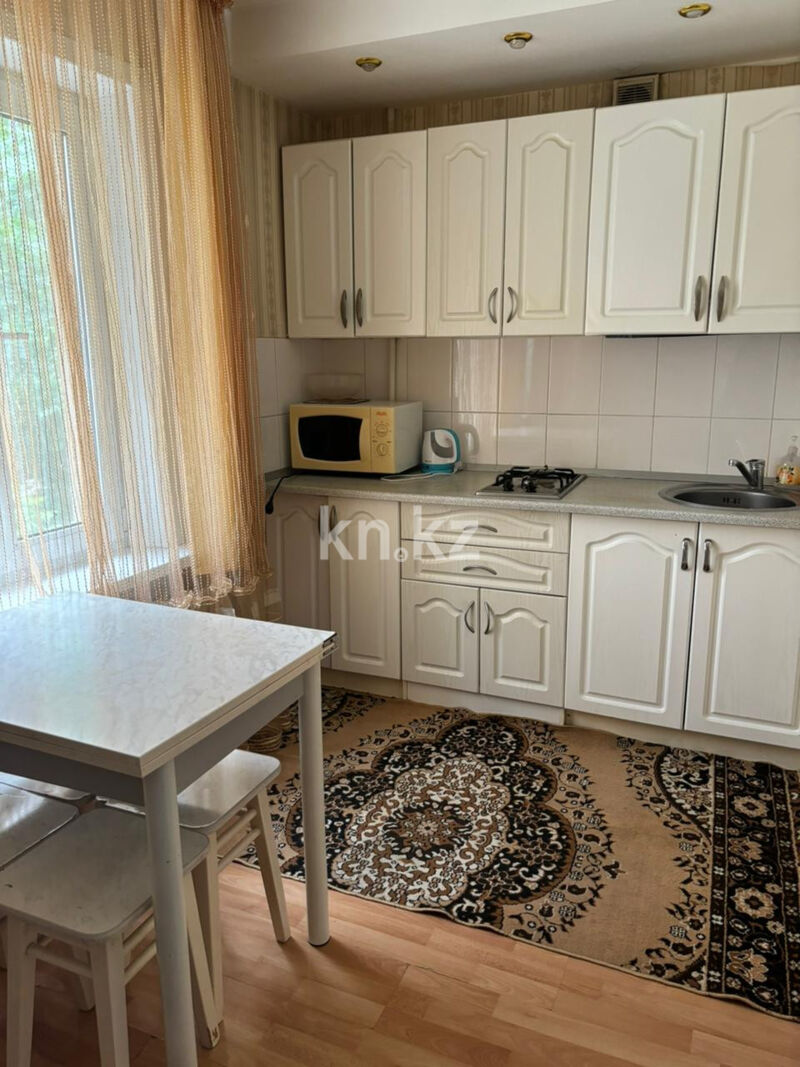 Аренда 1-комнатной квартиры посуточно, 30 м² - Аренда квартир посуточно в р-не Сарыарка Астаны фото 2 из 5