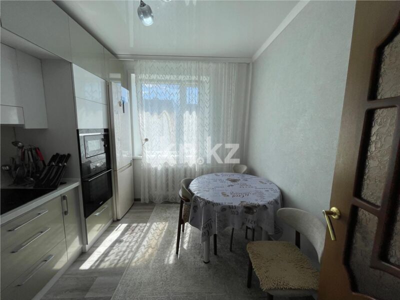 Продажа 3-комнатной квартиры, 63 м² - Продажа трехкомнатных квартир на Юго-Востоке Караганды - страница 21 фото 8 из 20