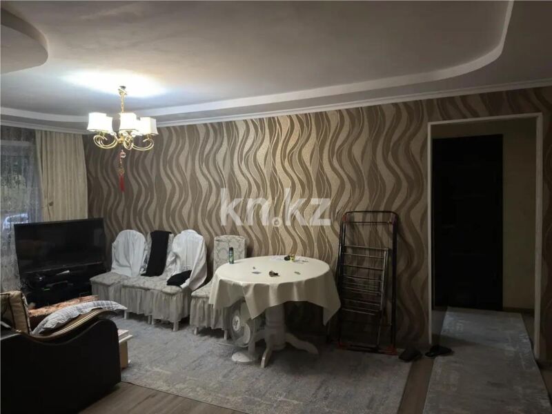 Продажа 3-комнатной квартиры, 55 м² - Продажа квартир в Майкудуке Караганды - страница 2 фото 1 из 5