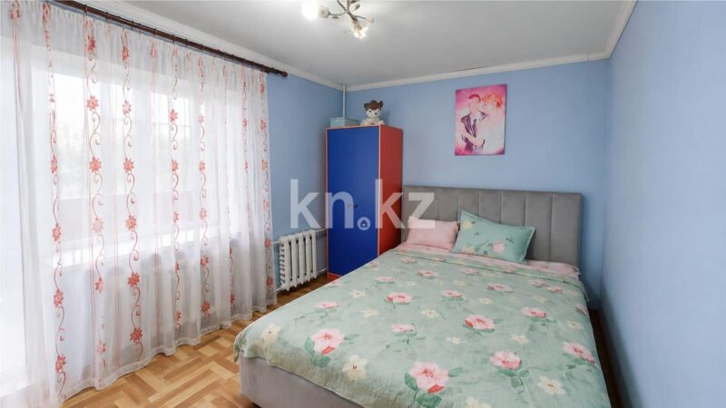 Продажа 4-комнатной квартиры, 78 м² - Продажа четырехкомнатных квартир в кирпичном доме в Караганде - страница 4 фото 3 из 8
