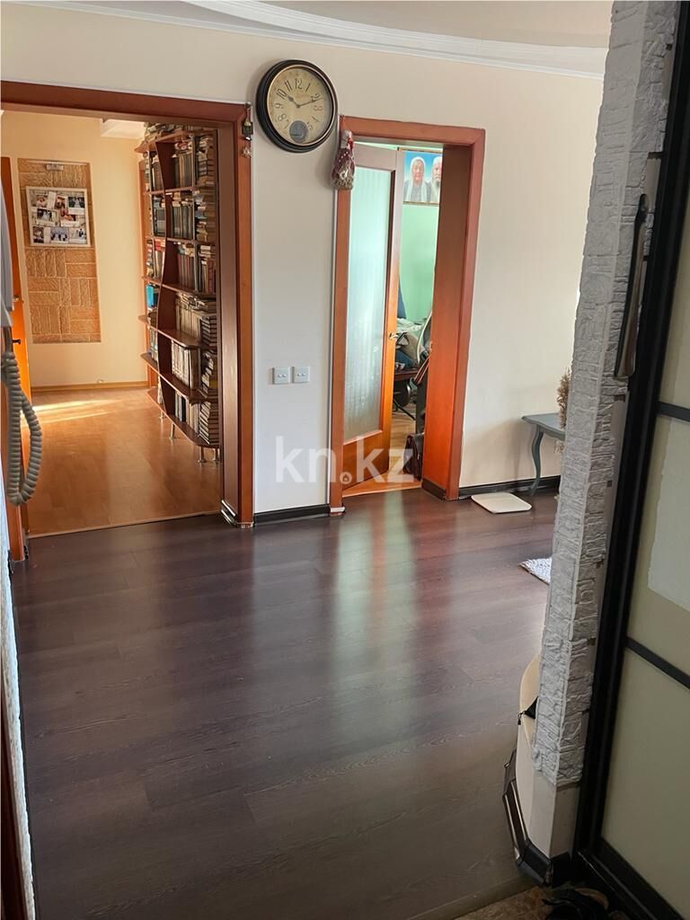Продажа 4-комнатной квартиры, 100 м² - Продажа четырехкомнатных квартир в кирпичном доме в Караганде - страница 7 фото 12 из 13