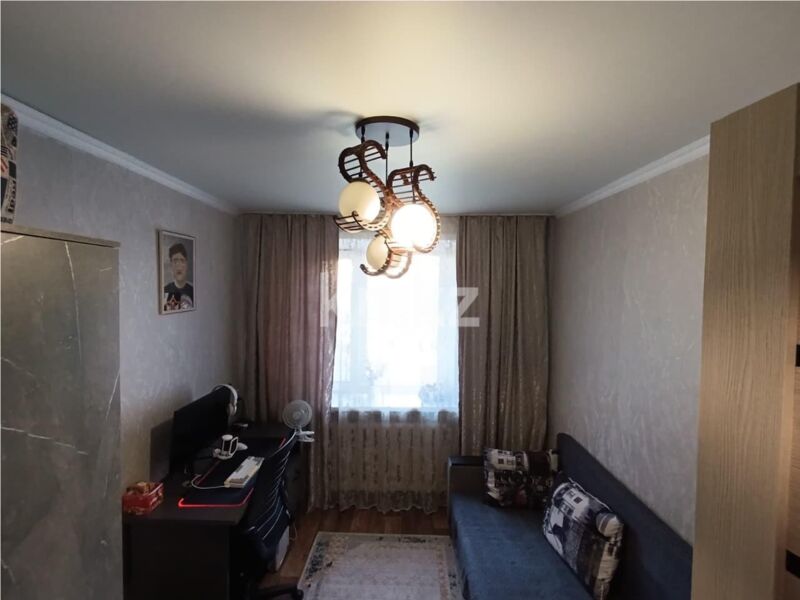 Продажа 4-комнатной квартиры, 60 м² - Продажа четырехкомнатных квартир в кирпичном доме в Караганде - страница 4 фото 6 из 9