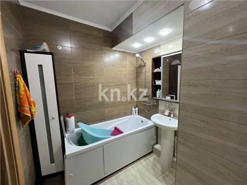 Продажа 3-комнатной квартиры, 96 м² - Продажа квартир в монолитно-каркасном доме в Караганде - страница 9 фото 6 из 17