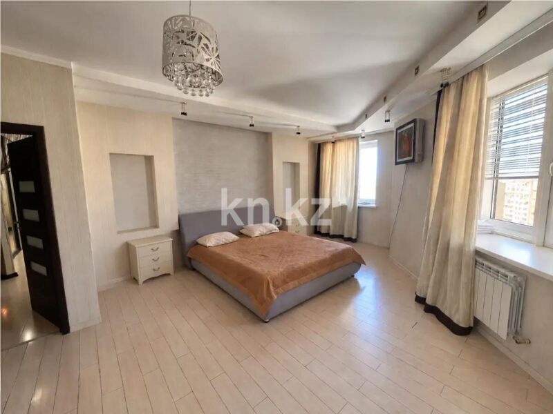 Продажа 4-комнатной квартиры, 165.3 м² - Продажа четырехкомнатных квартир в кирпичном доме в Алматы фото 2 из 8