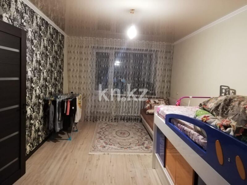Продажа 3-комнатной квартиры, 65 м² - Продажа трехкомнатных квартир на Юго-Востоке Караганды - страница 16 фото 7 из 17