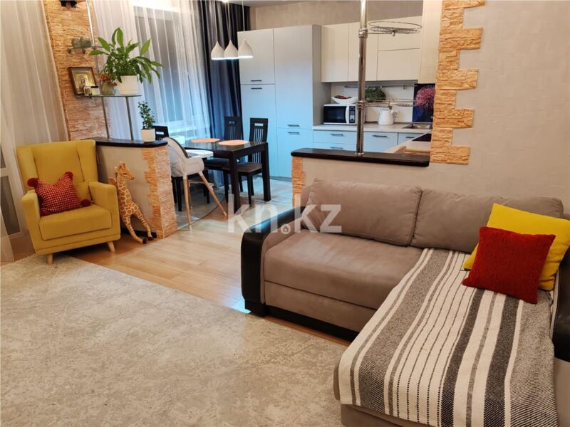 Продажа 2-комнатной квартиры, 58 м² - Продажа двухкомнатных квартир на Юго-Востоке Караганды - страница 13 фото 1 из 19