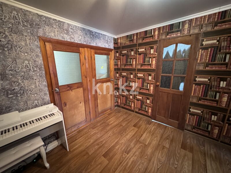 Продажа 5-комнатного дома, 80 м² - Продажа домов, коттеджей в Караганде фото 9 из 17