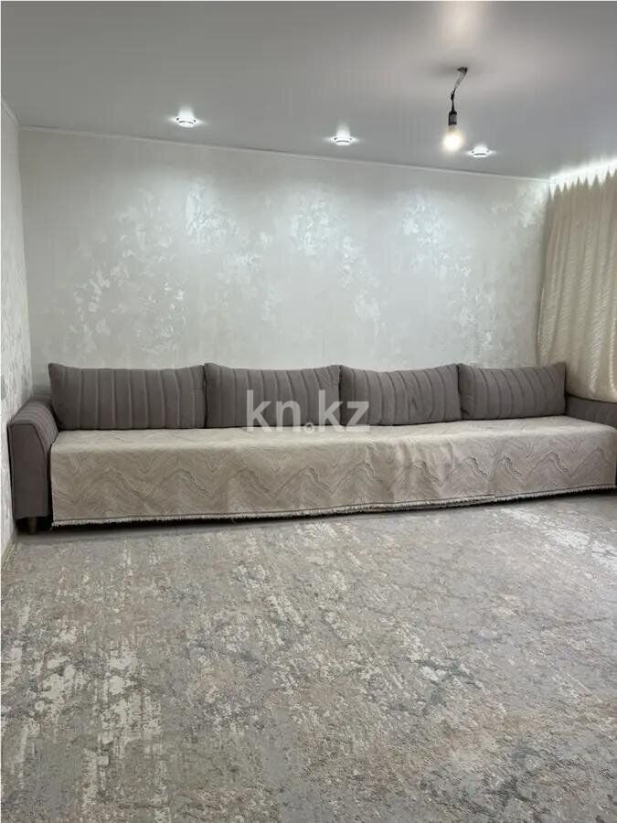 Продажа 3-комнатной квартиры, 64 м² - Продажа квартир на Юго-Востоке Караганды - страница 11 фото 1 из 4