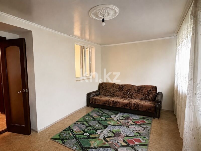 Продажа 3-комнатной квартиры, 68 м² - Продажа трехкомнатных квартир в кирпичном доме в Караганде - страница 9 фото 10 из 13