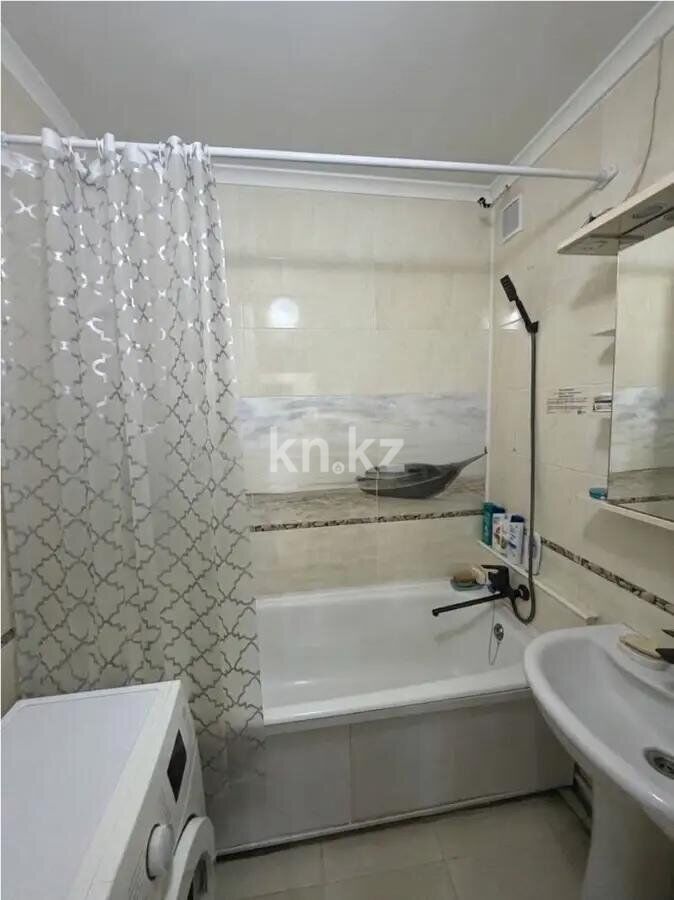 Продажа 3-комнатной квартиры, 75 м² - Продажа зданий в Усть-Каменогорске фото 6 из 9