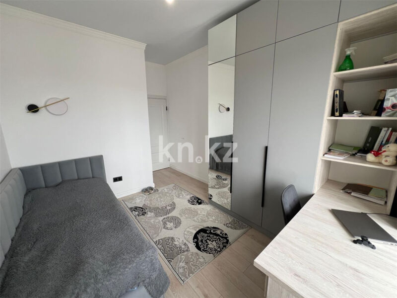 Продажа 4-комнатной квартиры, 111 м² - Продажа четырехкомнатных квартир в кирпичном доме в Караганде - страница 8 фото 14 из 23