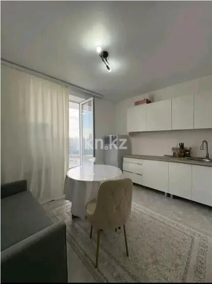 Продажа 2-комнатной квартиры, 61 м² - Продажа квартир в кирпичном доме в Казахстане - страница 2 фото 3 из 5