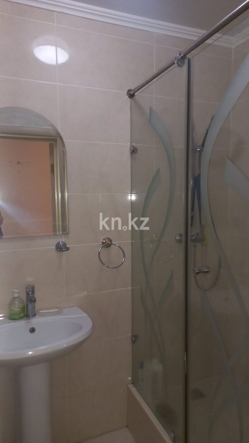 Аренда 3-комнатной квартиры, 118 м² - Аренда трехкомнатных квартир помесячно в Казахстане фото 14 из 17